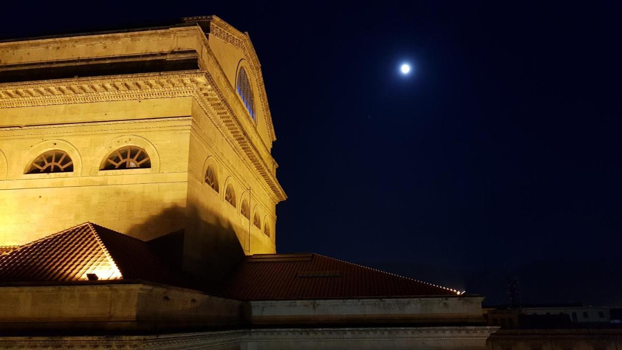 Opera House Bed and Breakfast Palermo Buitenkant foto